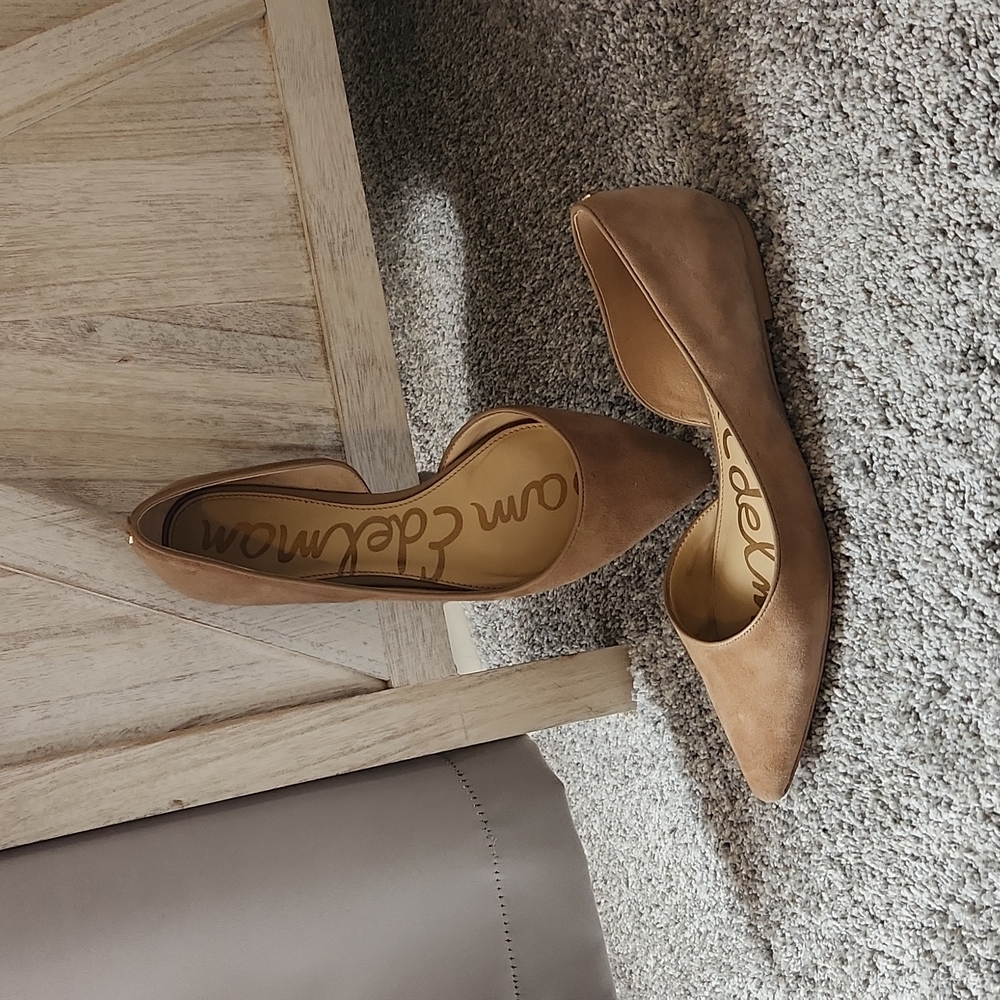 Sam Edelman Beige Suede Flats